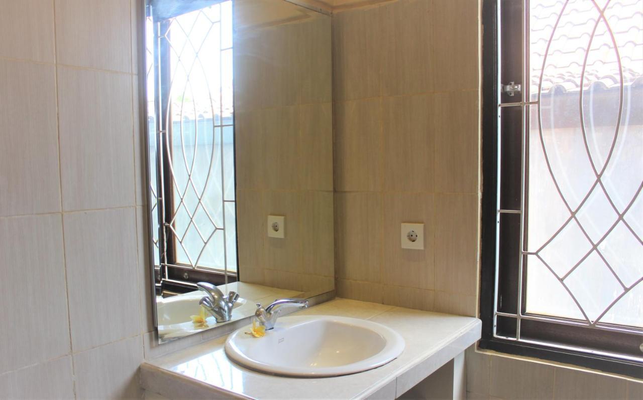 Silvy Guesthouse Canggu  Luaran gambar