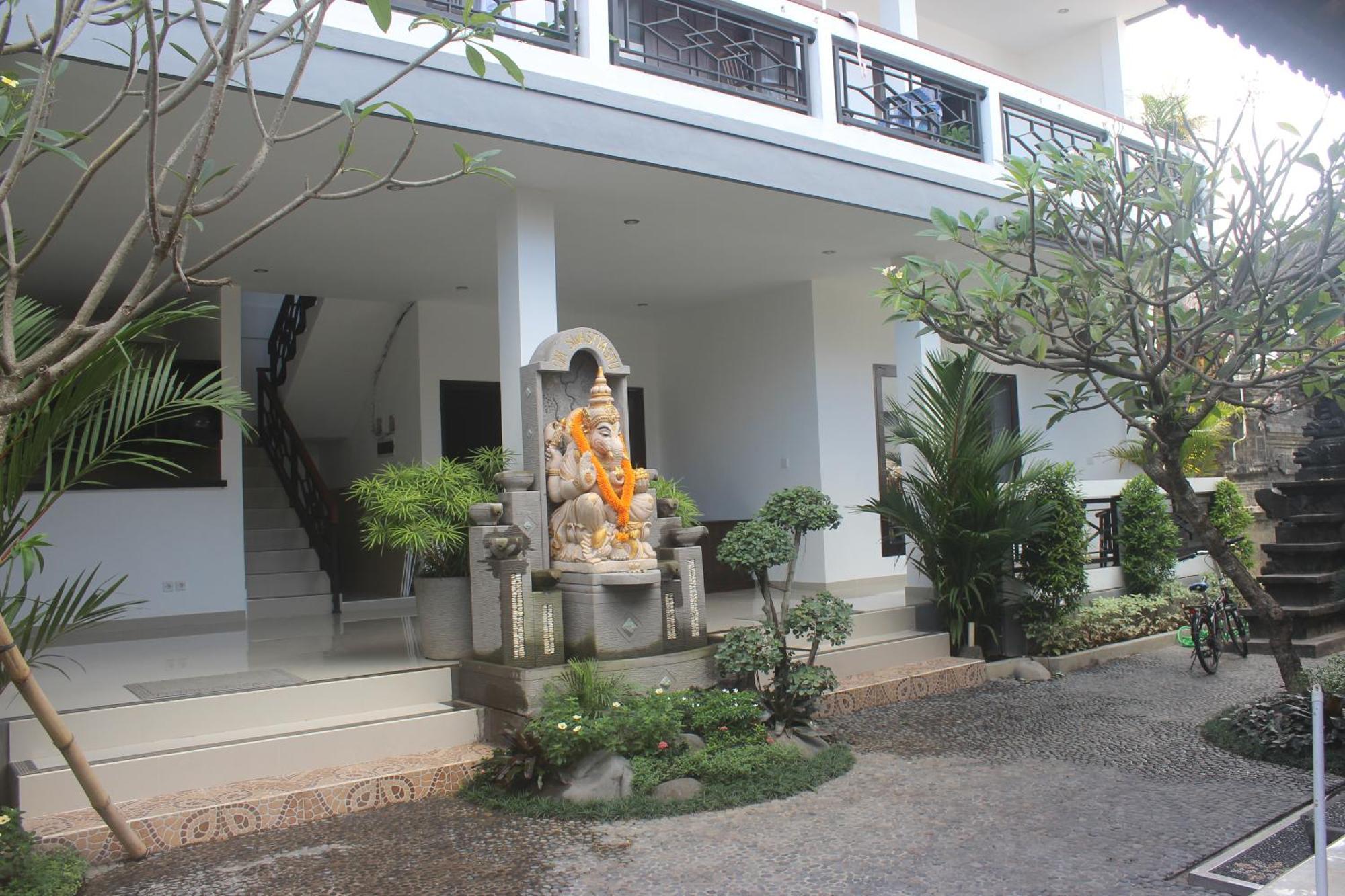 Silvy Guesthouse Canggu  Luaran gambar